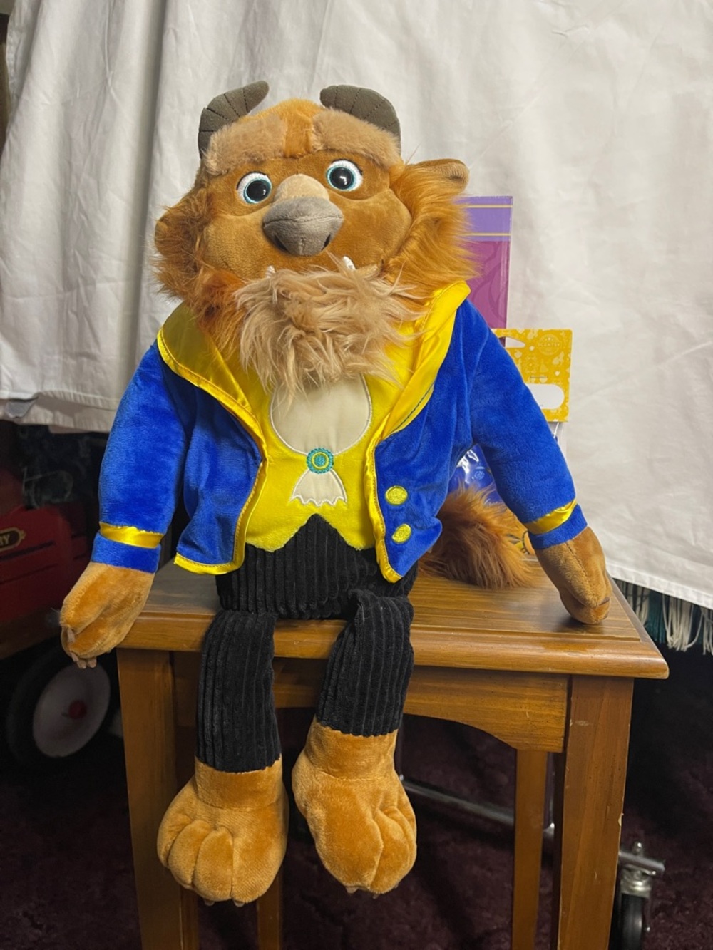 Scentsy Beast Buddy in Blue & Yellow Jacket comes with scent pak Brand New